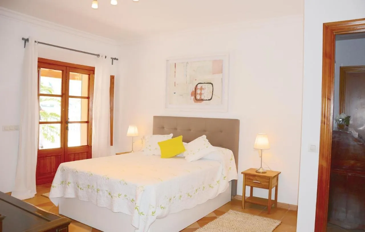 4 Bedroom Stunning Home In Fornalutx