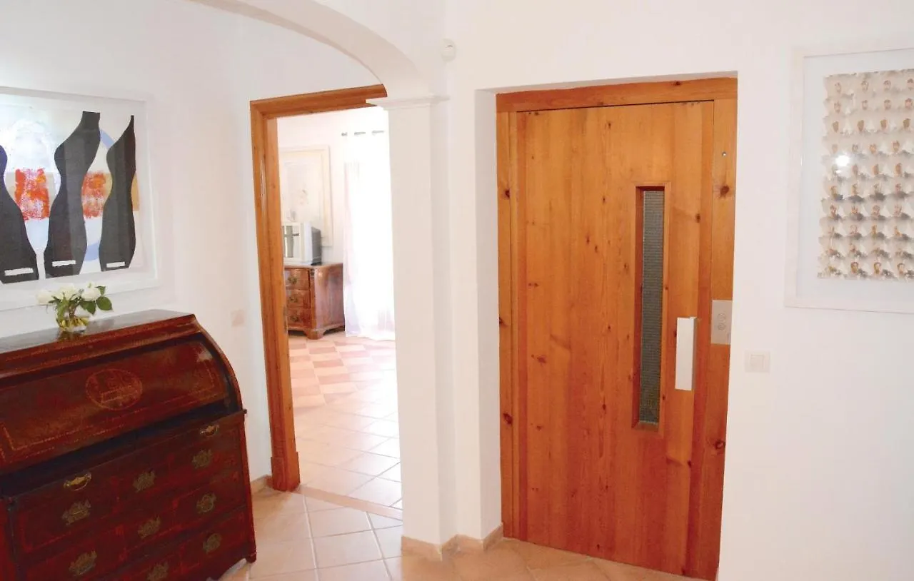 Сasa de vacaciones 4 Bedroom Stunning Home In Fornalutx